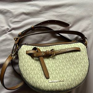 Cream Michael Kors Crossbody